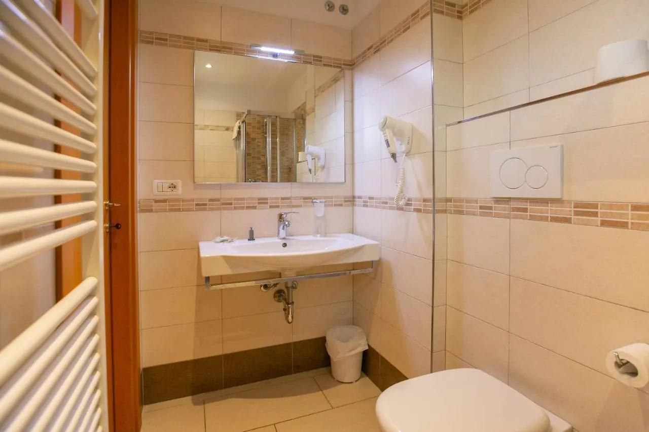 Hotel Valparaiso Rimini